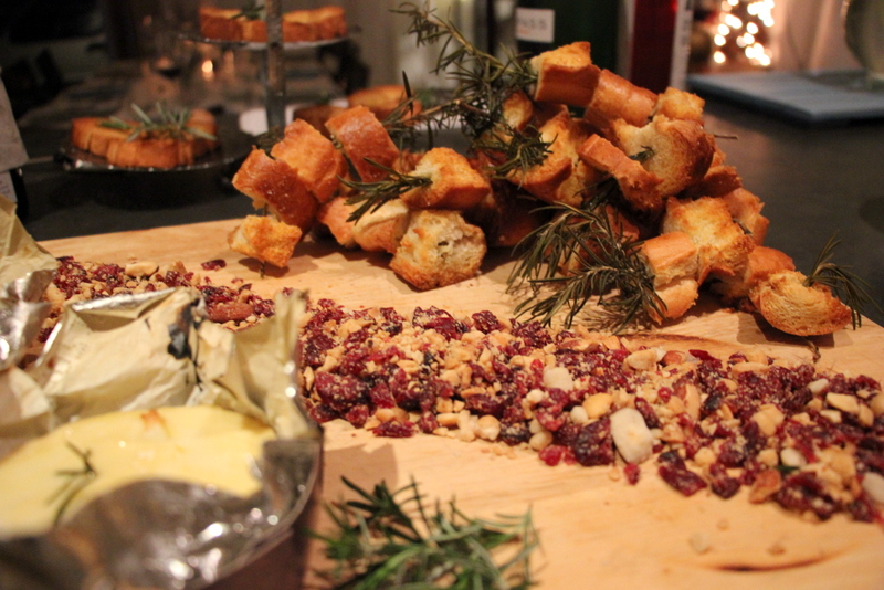 Baked Camembert with Rosemary infused Baguette and a nutty Cranberry Crumble Baked Camembert with Rosemary infused Baguette and a nutty Cranberry Crumble