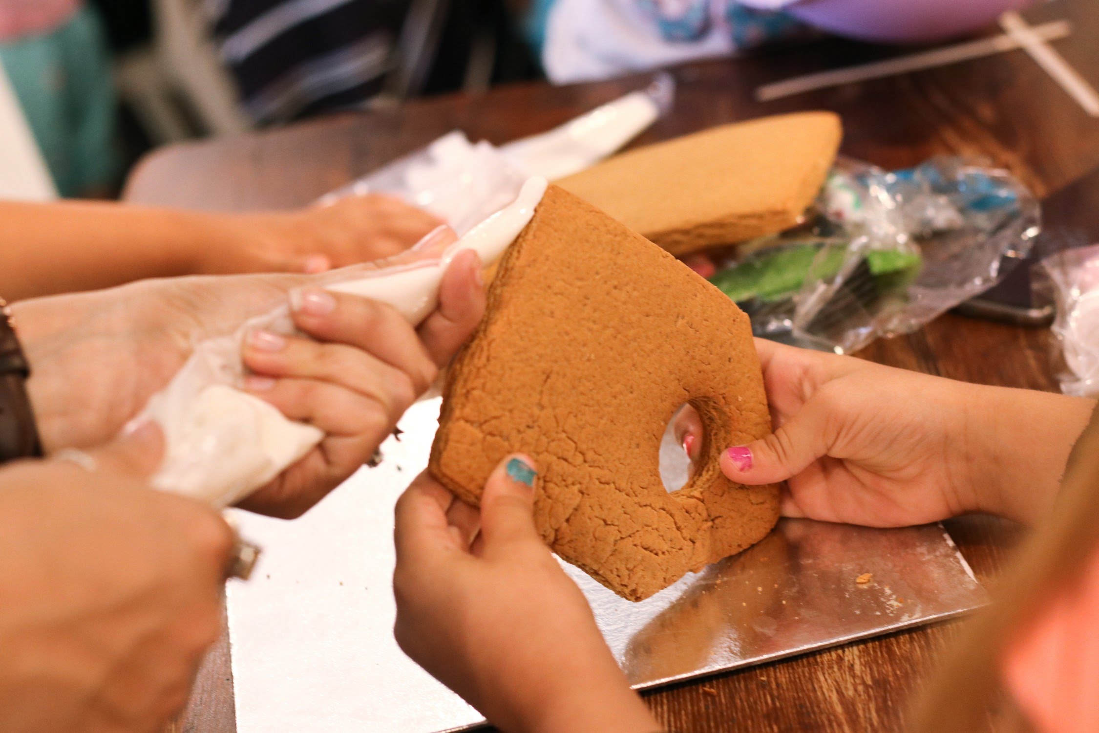 Gingerbread house Adventure Clubs